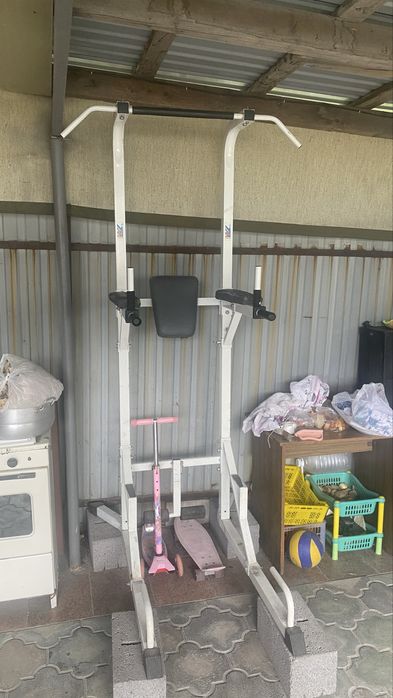 Продам турник универсал