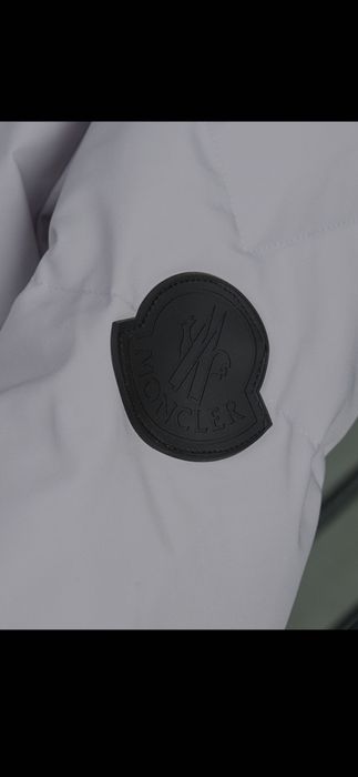 Geaca de Firmă din puf de gasca