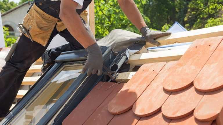 Renovăm Acoperișul Tău la Cele Mai Bune Prețuri – Soluții Durabile!