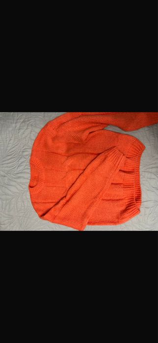 Продам кофту теплая