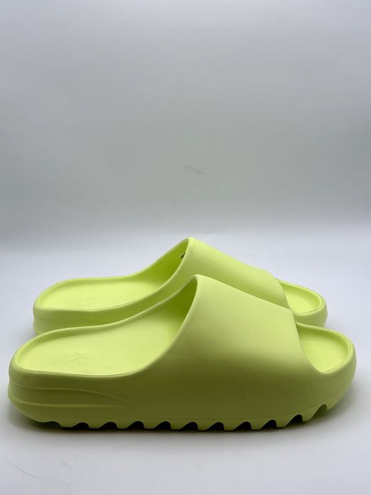 Papuci Adidas Yeezy Slides