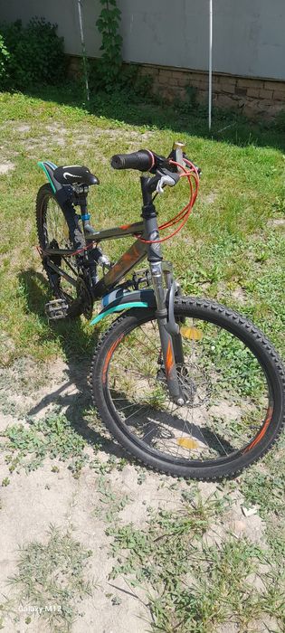 Vand bicicleta de 26 stare foarte  buna