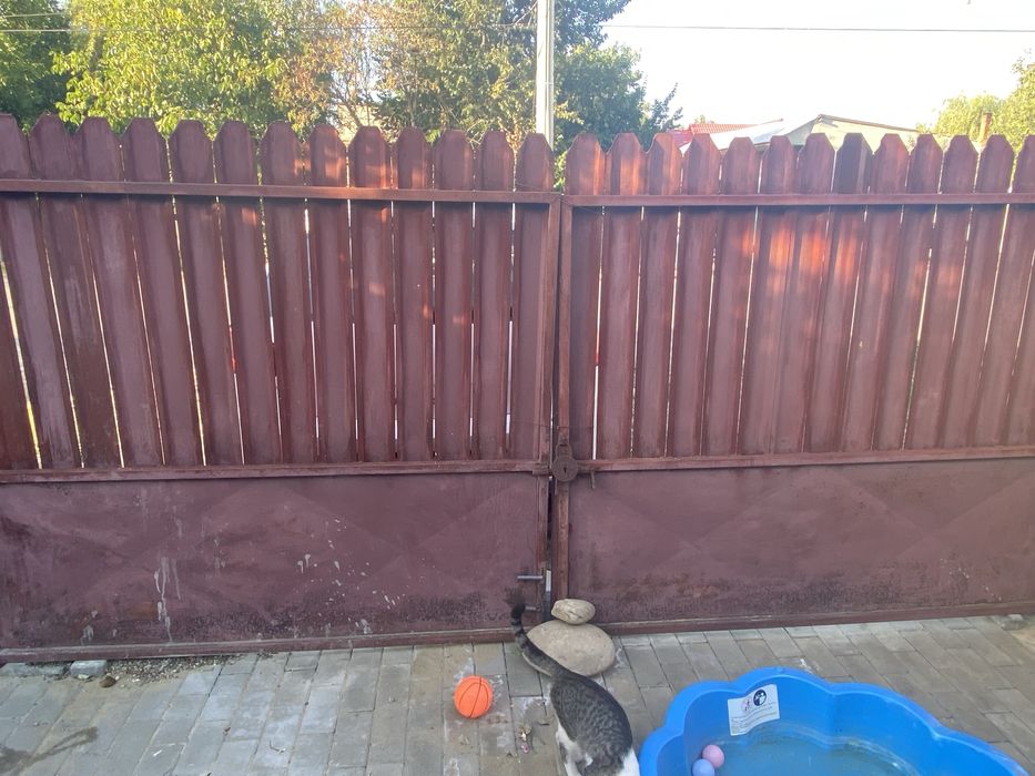 Poarta pietonala si porti auto cu ridicate personala