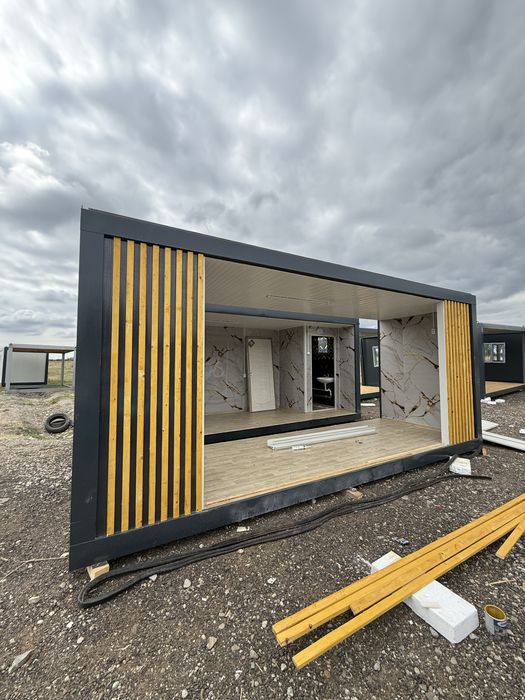 Vand containere modulare pentru locuit