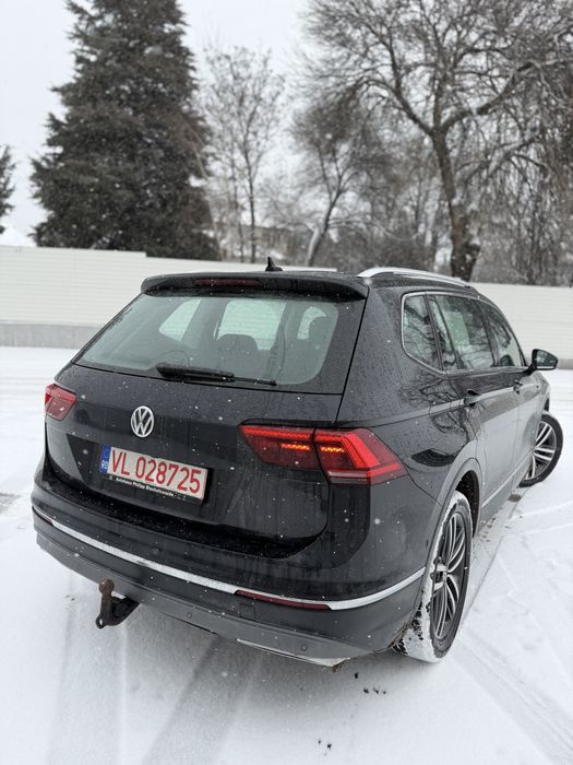 Volkswagen Tiguan 2020 240CP 4x4