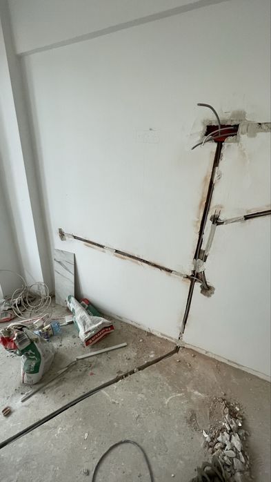 Electrician instalatii electrice complete