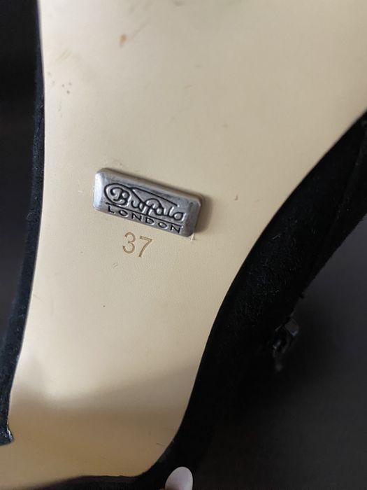 Botine negre Buffalo