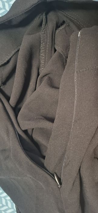 Pantaloni eleganti scurți