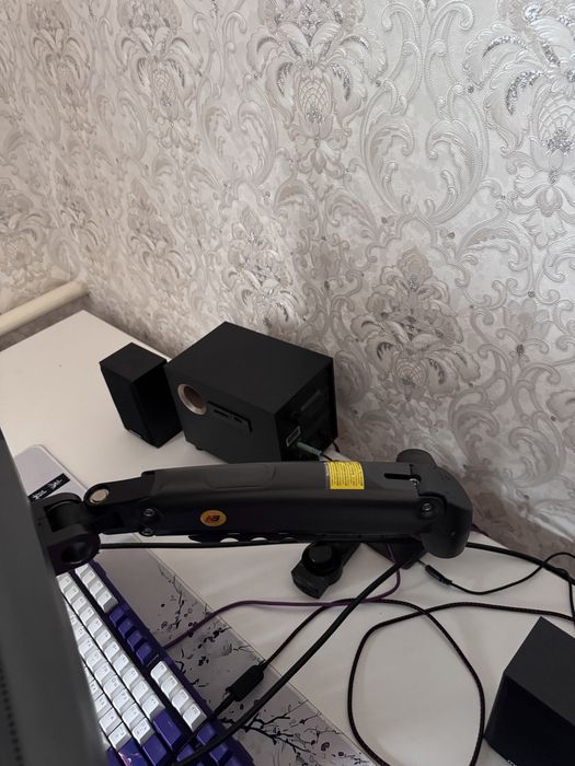 Игравой компютер в хорошом состаяние