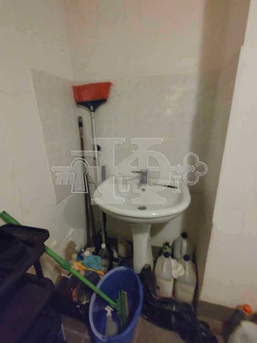 Продава се Къща в Добрич, Дружба 1 - 410 кв.м за 561 €/кв.м - Снимка #16