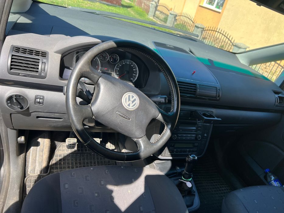 VW Sharan 1.9 TDI, 7 locuri, 2009
