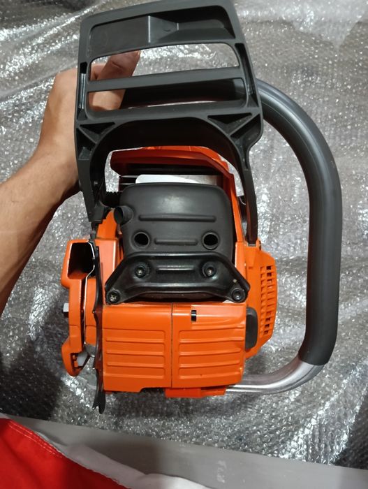 Vând urgent Husqvarna 372 XP-XTORQ