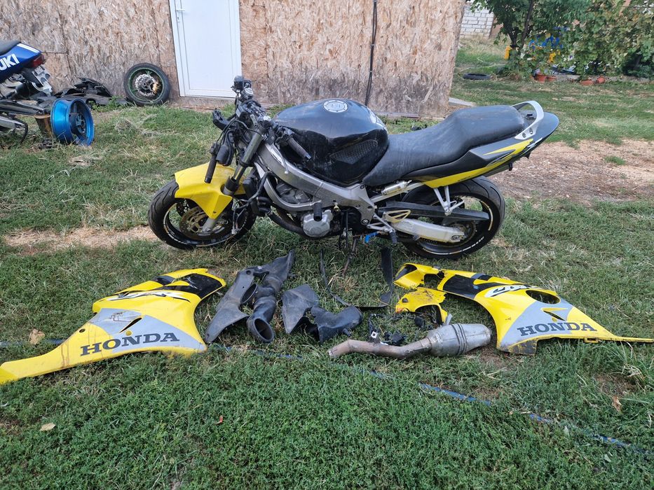 Vand Piese Honda CBR 600 F4i    2001