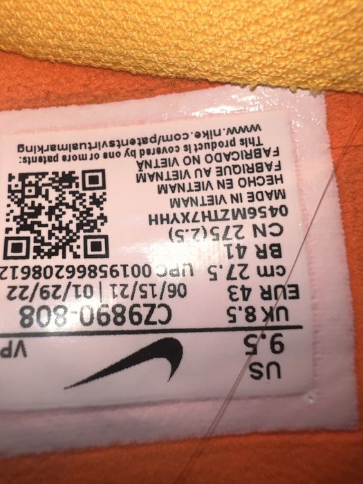 Бутсы phantom nike original US 9,5. Профессиональные