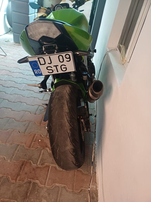 Motococleta Kawasski Z750
