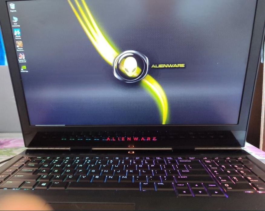 Продам игровой ноутбук