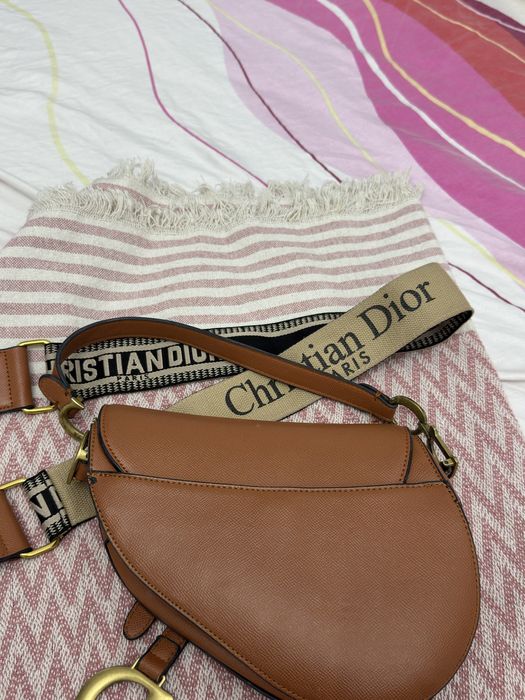 сумка седло от Диор