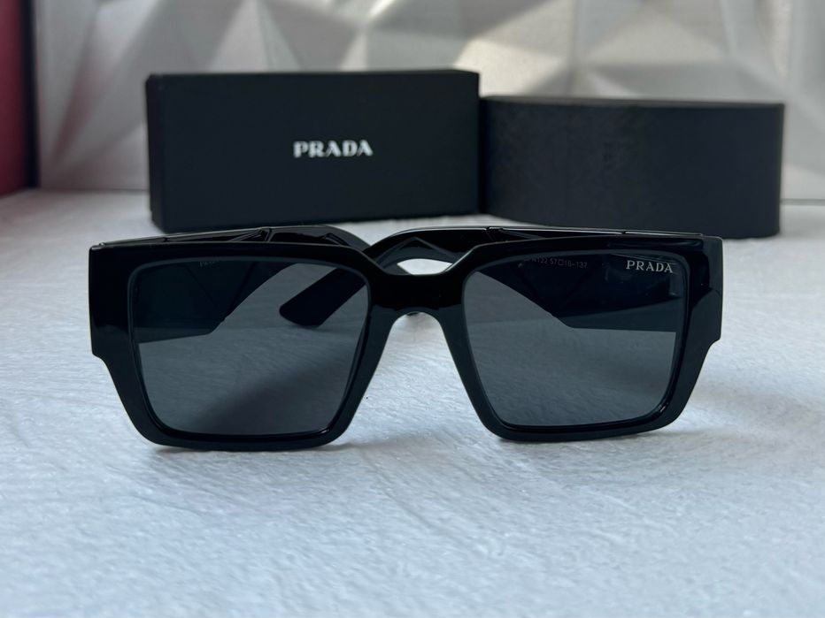 Дамски слънчеви очила правоъгълни 2 цвята