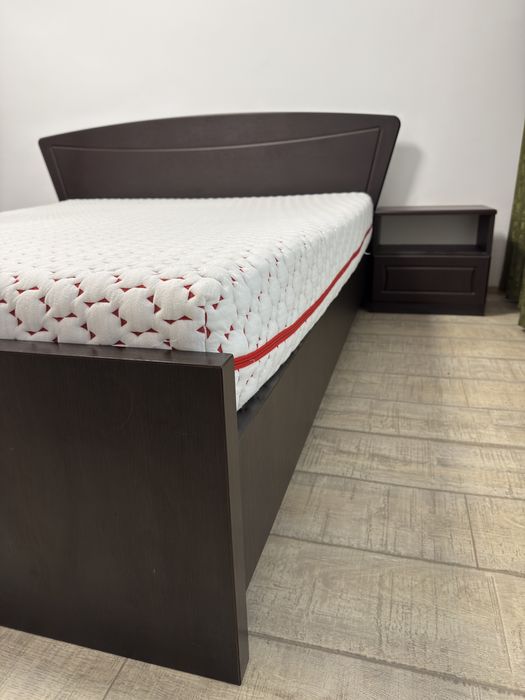 Dormitor Complet: Dulap + Pat + Saltea Premium + Noptiere + Comodă