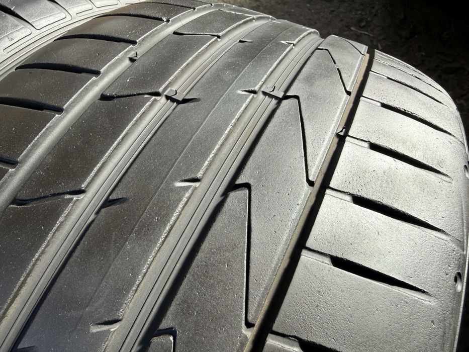 # 2x Anvelope Vara 245/40 R18 - Hankook Ventus S1 Evo2