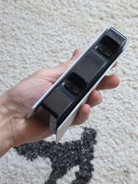 Statie de încarcat maneta playstation 5 , dock station