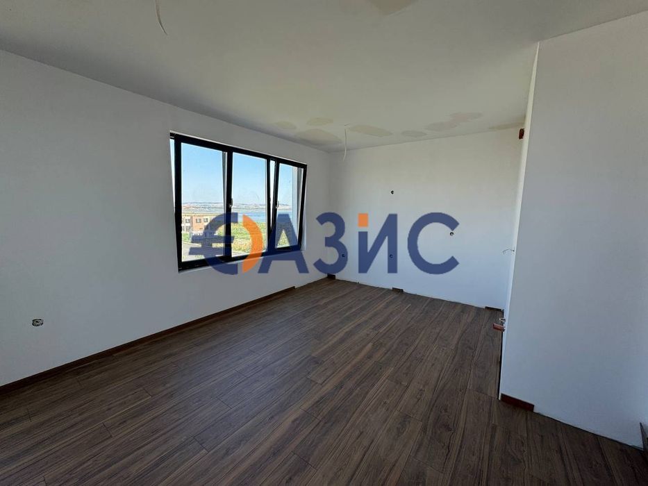 Продава се Двустаен апартамент в Поморие - 67 кв.м за 1717 €/кв.м - Снимка #1