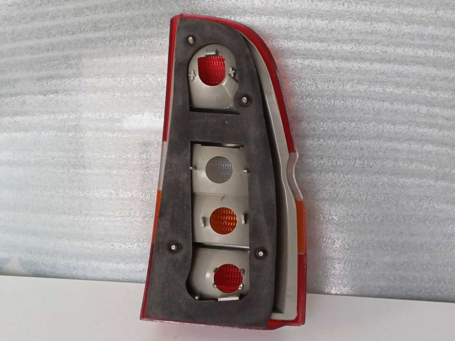 стоп ляв Ford Escort combi 1990-1998 г. #1009V