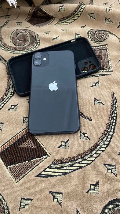 iPhone 11 продам