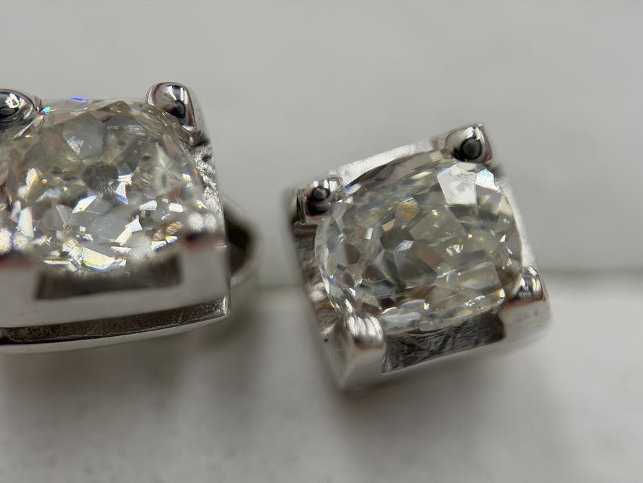 Diamante 1.2 kt Cercei aur 14 k Taitura Old european Cut