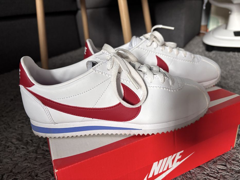Обувки Nike различни модели
