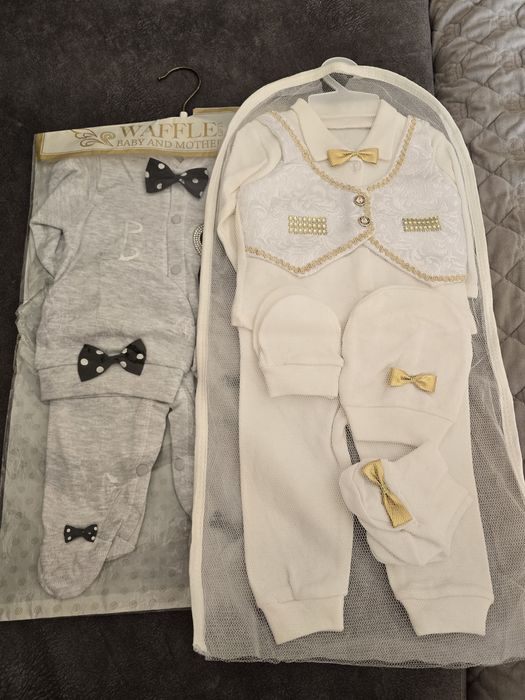 Детский костюм на выписку