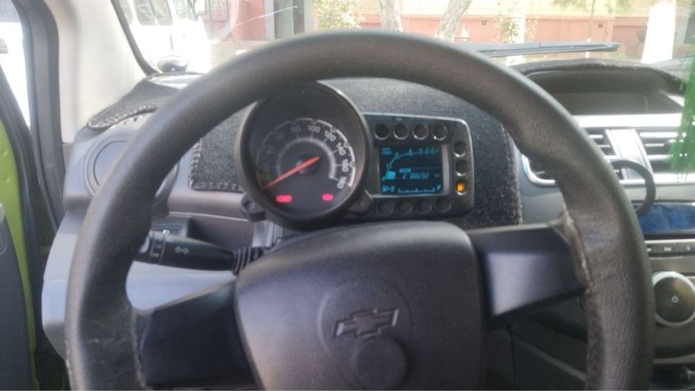 Chevrolet Spark sotiladi