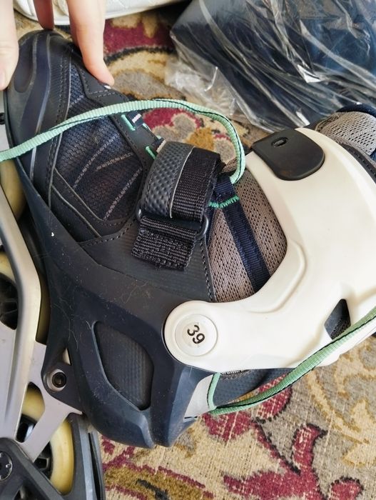 продам ролики   .