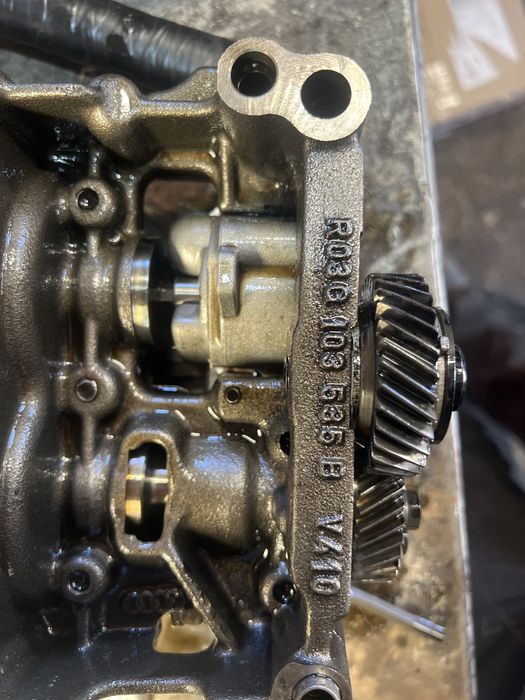 Маслена помпа с балансиращи валове за VW 2.0 TDI