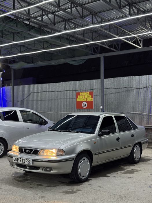 Nexia 1 2007 sotiladi