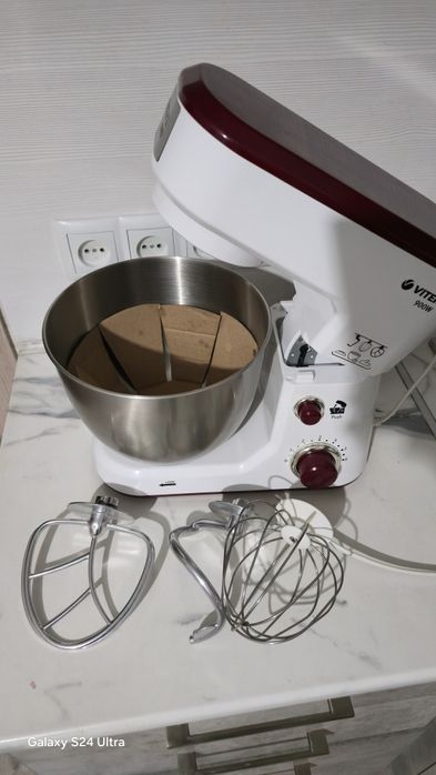 Планетарный миксер VITEK