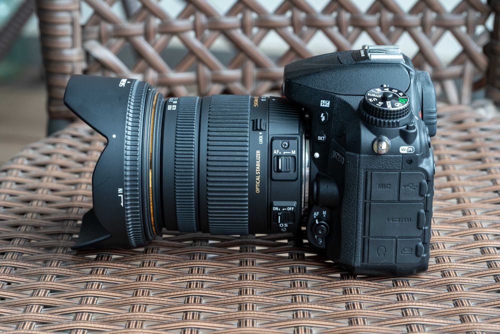 Nikon D7200 + Sigma 17-50mm f/2.8 EX DC OS HSM за Nikon