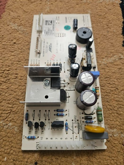 Запчасти на холодильник