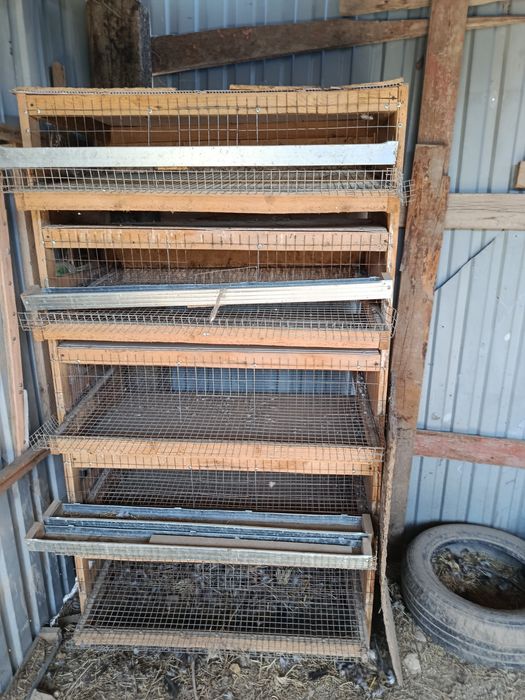 Продам клетку для перепелов