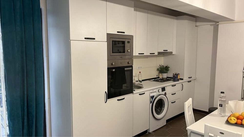 Apartament 3 camere de închiriat – Bulevardul Dem Rădulescu