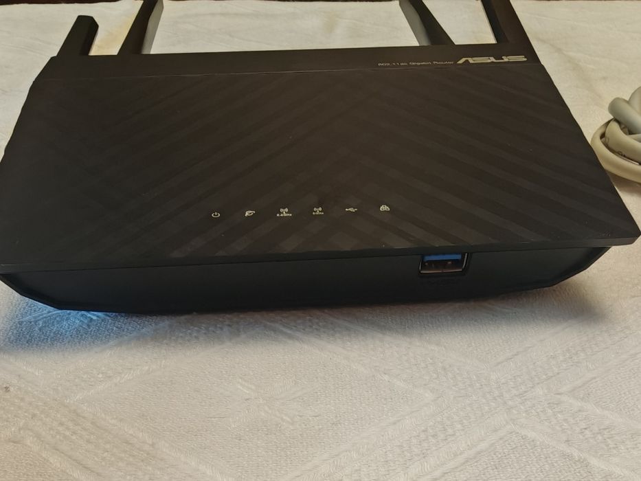 Рутер ASUS RT-AC58U (AC1300