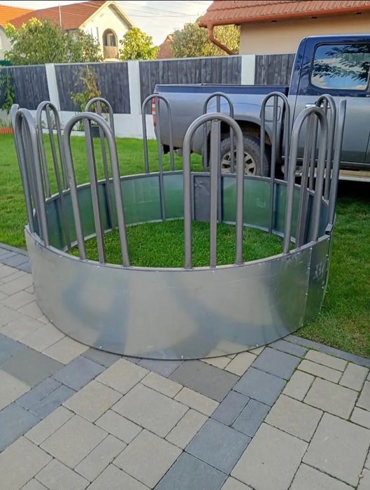 Hrănitoare pentru  vaci Iesle oi Iesle capre