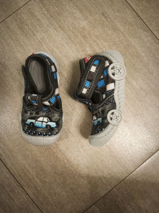 Пантофи за момче Колев и Колев