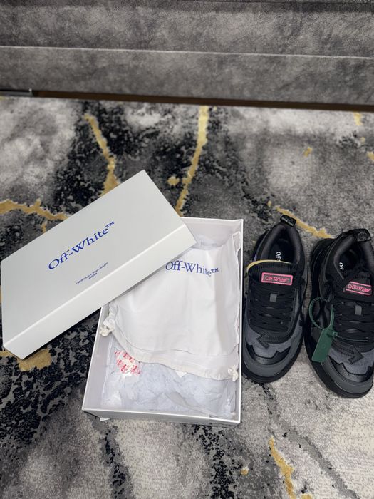 Off White Odsy 1000