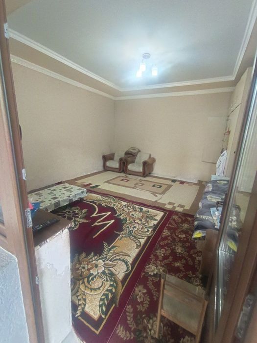 Арзон ховли сотилади