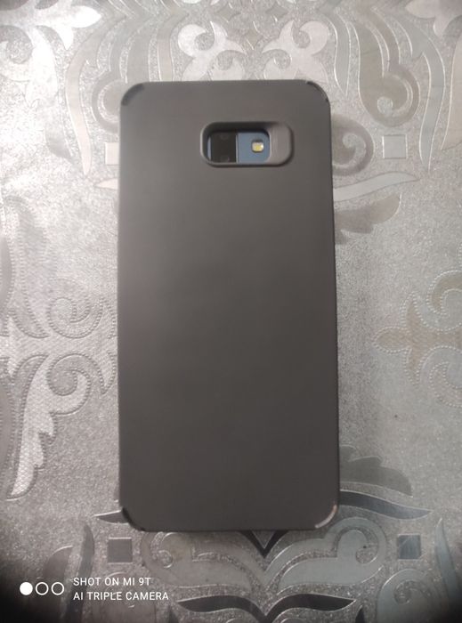 Самсунг А 40,Самсунг J6+