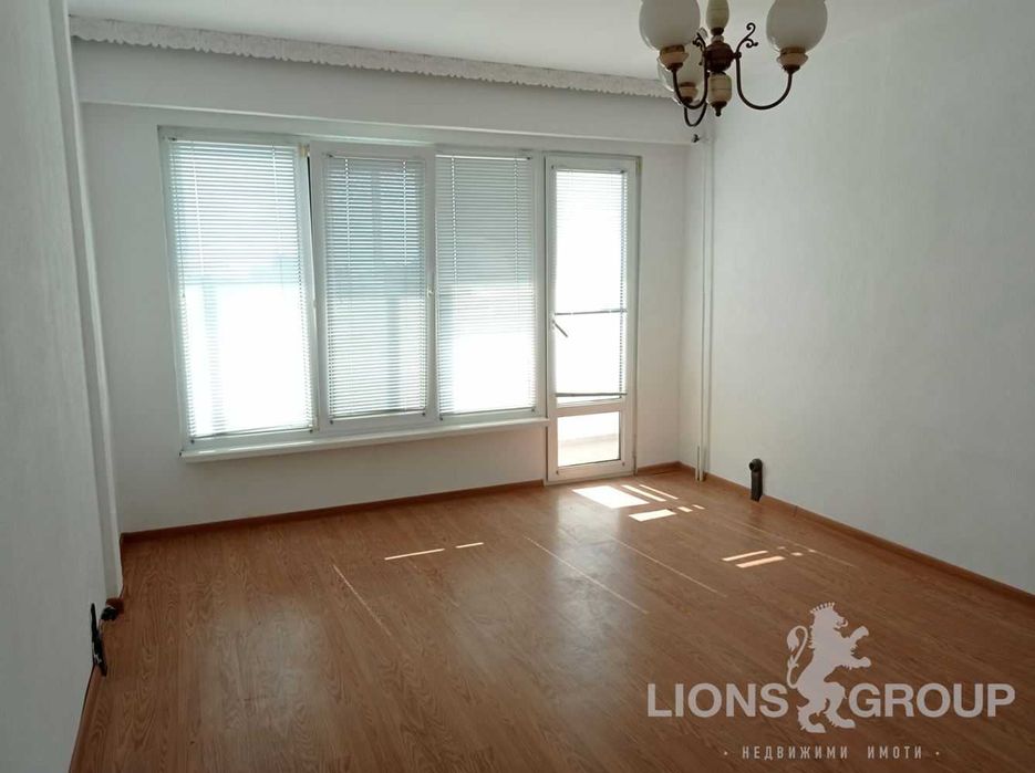 Продава се Тристаен апартамент в Варна, Владислав Варненчик - 70 кв.м за 1339 €/кв.м - Снимка #12