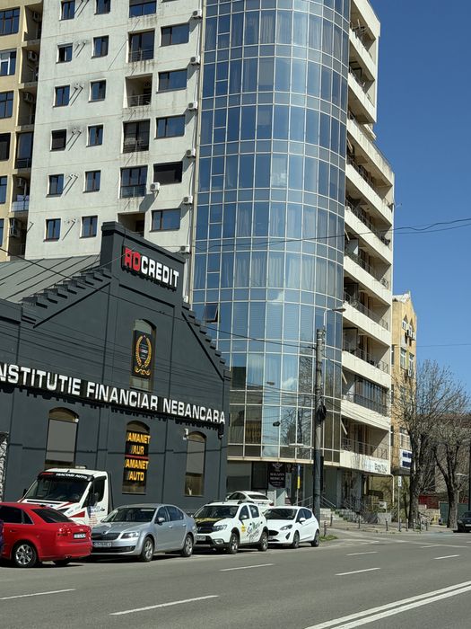 Apartament PentHouse 4 camere 170mp utili , Zona Gara / IC Bratianu 26 etajul 1 pretabil si birou Vis A Vis De Policl. CFR Aqualex