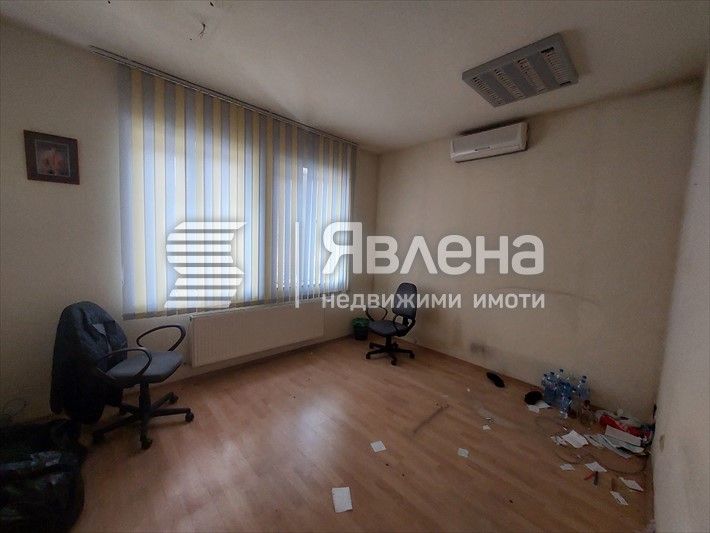 Продава се Тристаен апартамент в Велико Търново, Център - 111 кв.м за 1361 €/кв.м - Снимка #7