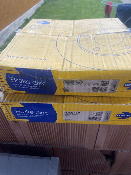 Discuri frana mazda ADC0450